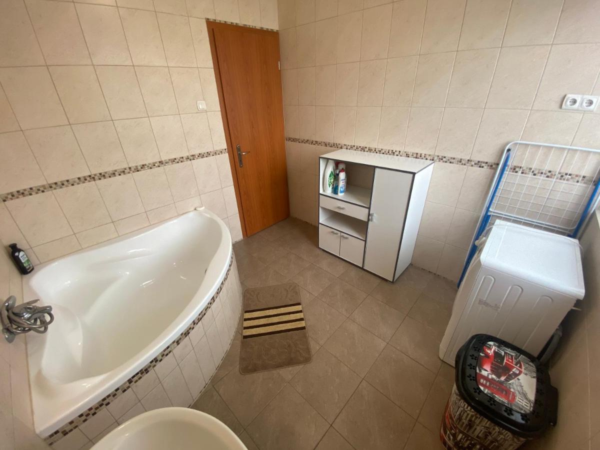Thermal Apartman Hajduszoboszlo Exterior photo