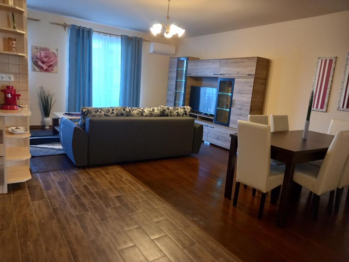 Thermal Apartman Hajduszoboszlo Exterior photo